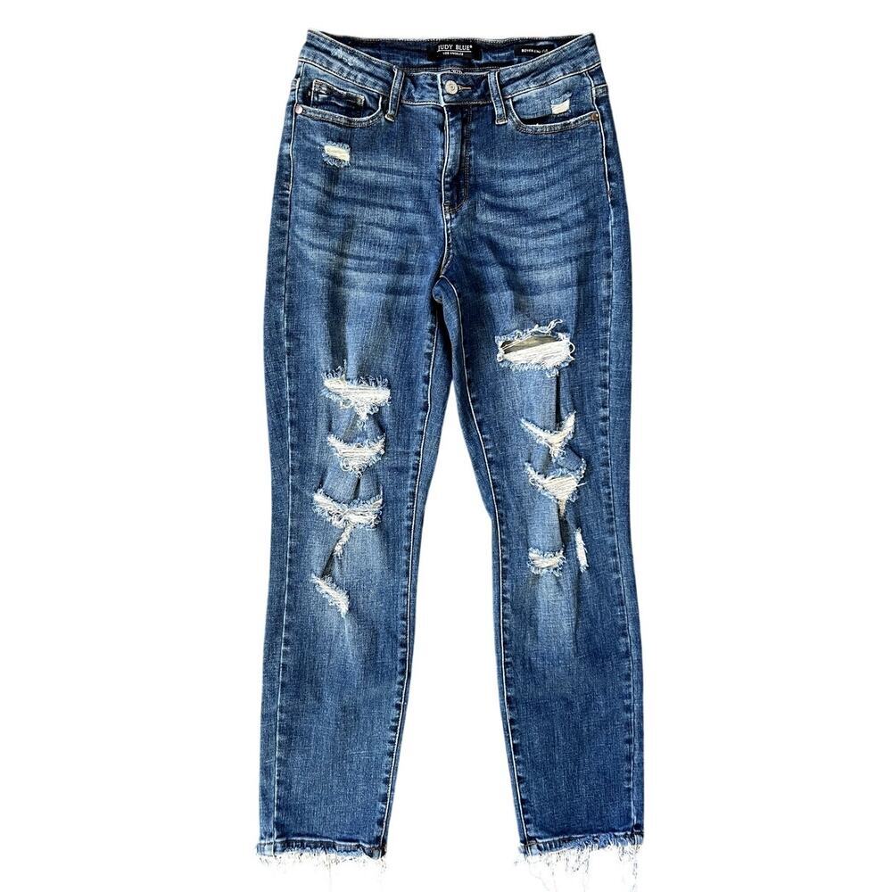 Judy Blue Boyfriend Fit Distressed Jeans Size 3/26